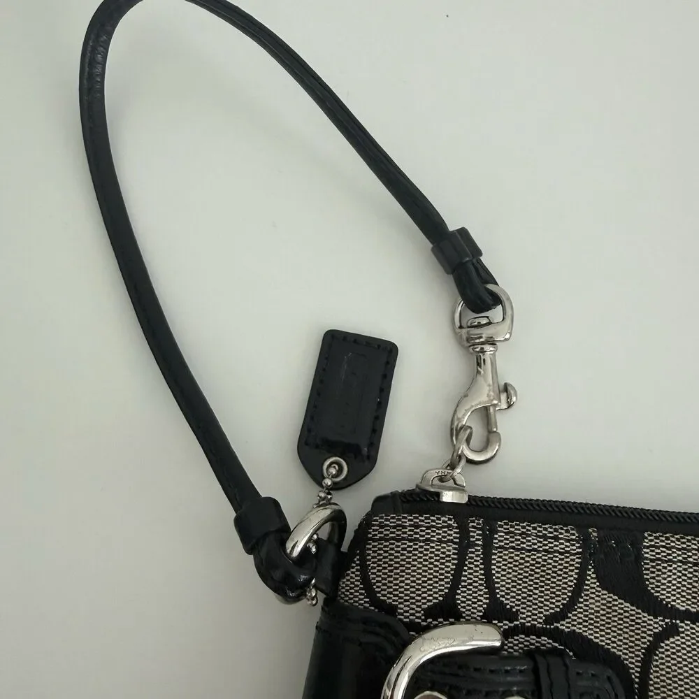 Coach Jacquard Signature C Black Leather Double Buckle Zip Wristlet Classic